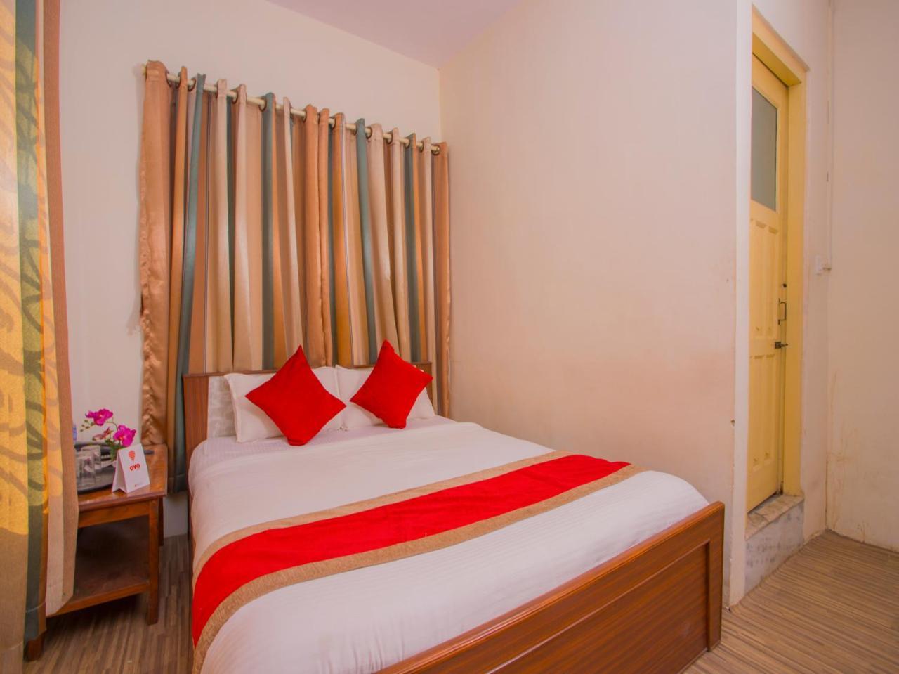 Oyo 255 White Zambala Hotel Kathmandu Exteriör bild