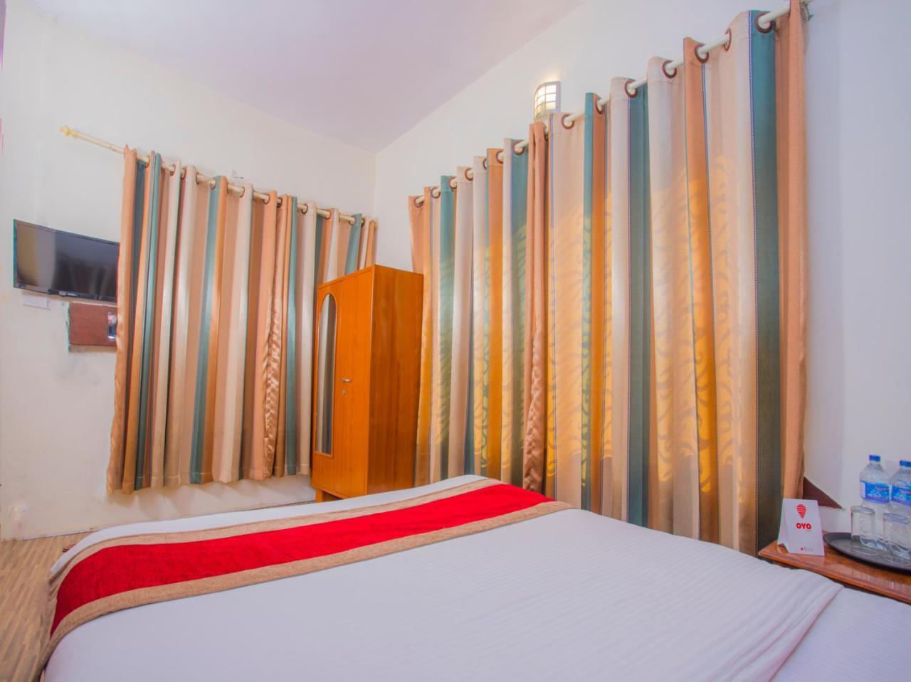 Oyo 255 White Zambala Hotel Kathmandu Exteriör bild
