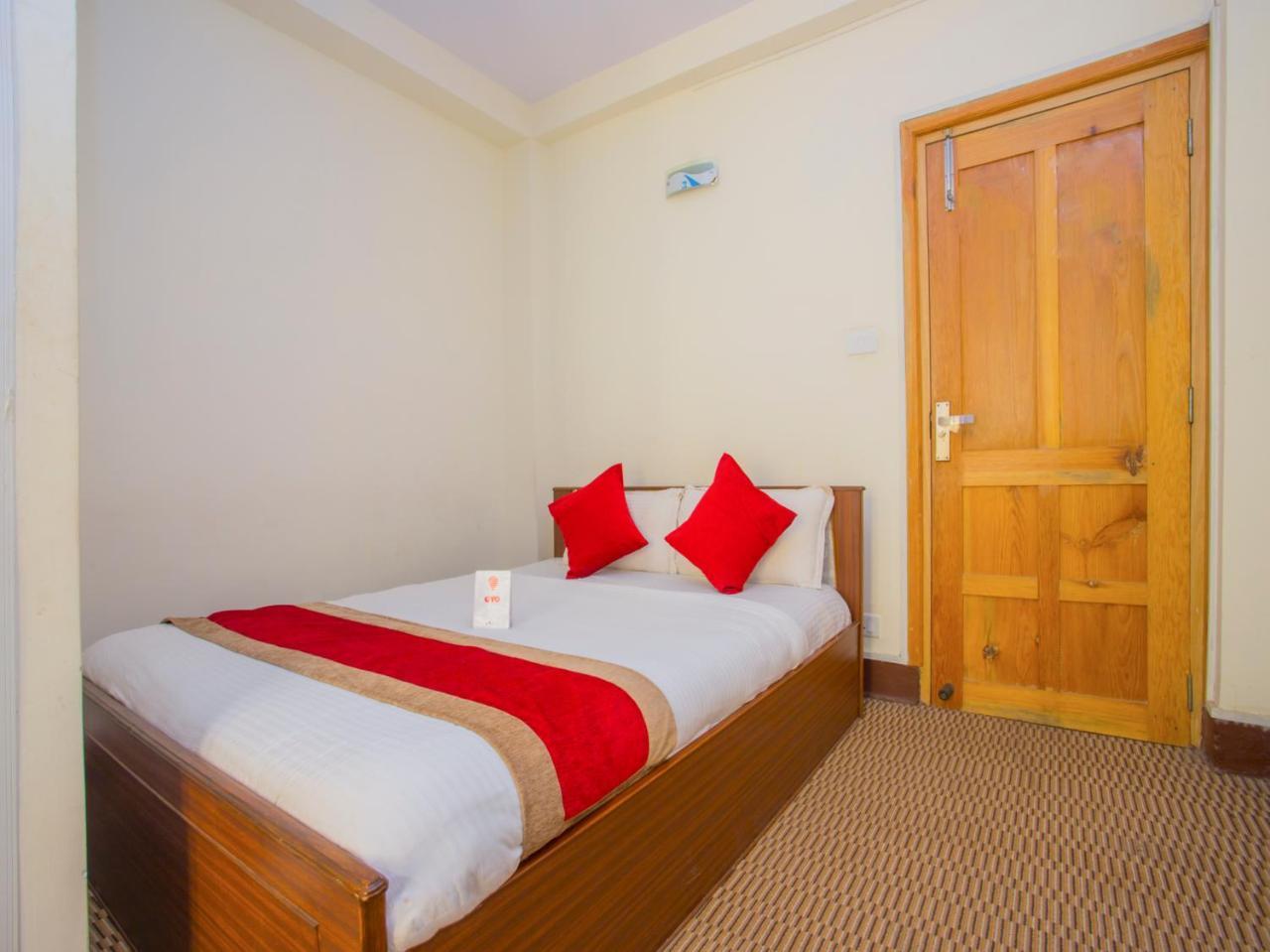 Oyo 255 White Zambala Hotel Kathmandu Exteriör bild