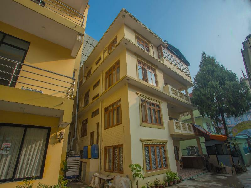 Oyo 255 White Zambala Hotel Kathmandu Exteriör bild