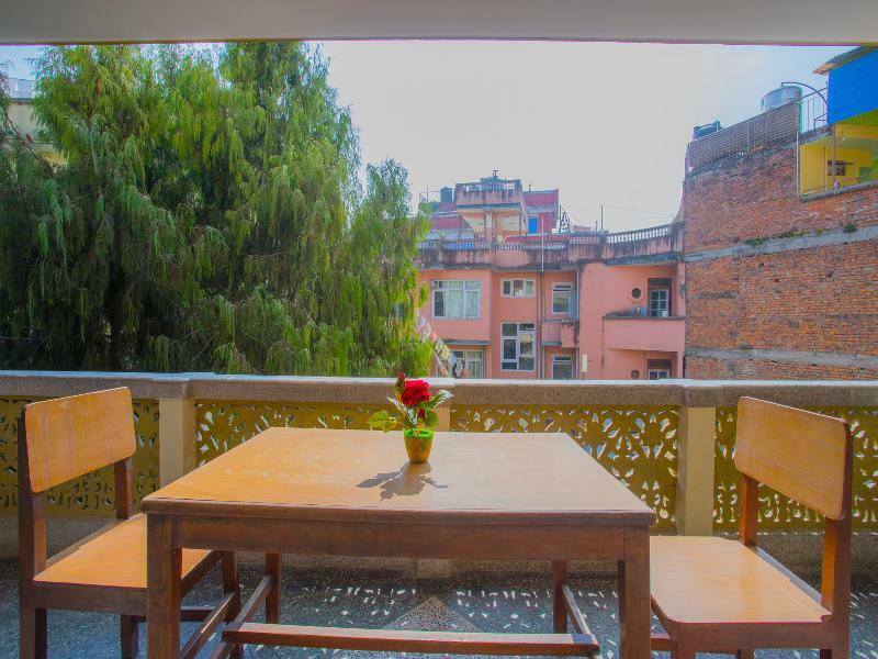 Oyo 255 White Zambala Hotel Kathmandu Exteriör bild